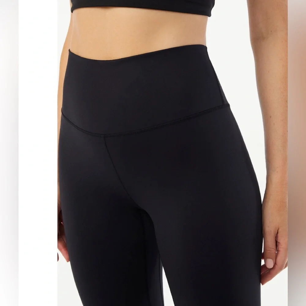 SOFIA VERGARA Womens Leggings Size M 8-10 Black Nylon Spandex Hidden Pocket NWOT - Picture 2 of 5